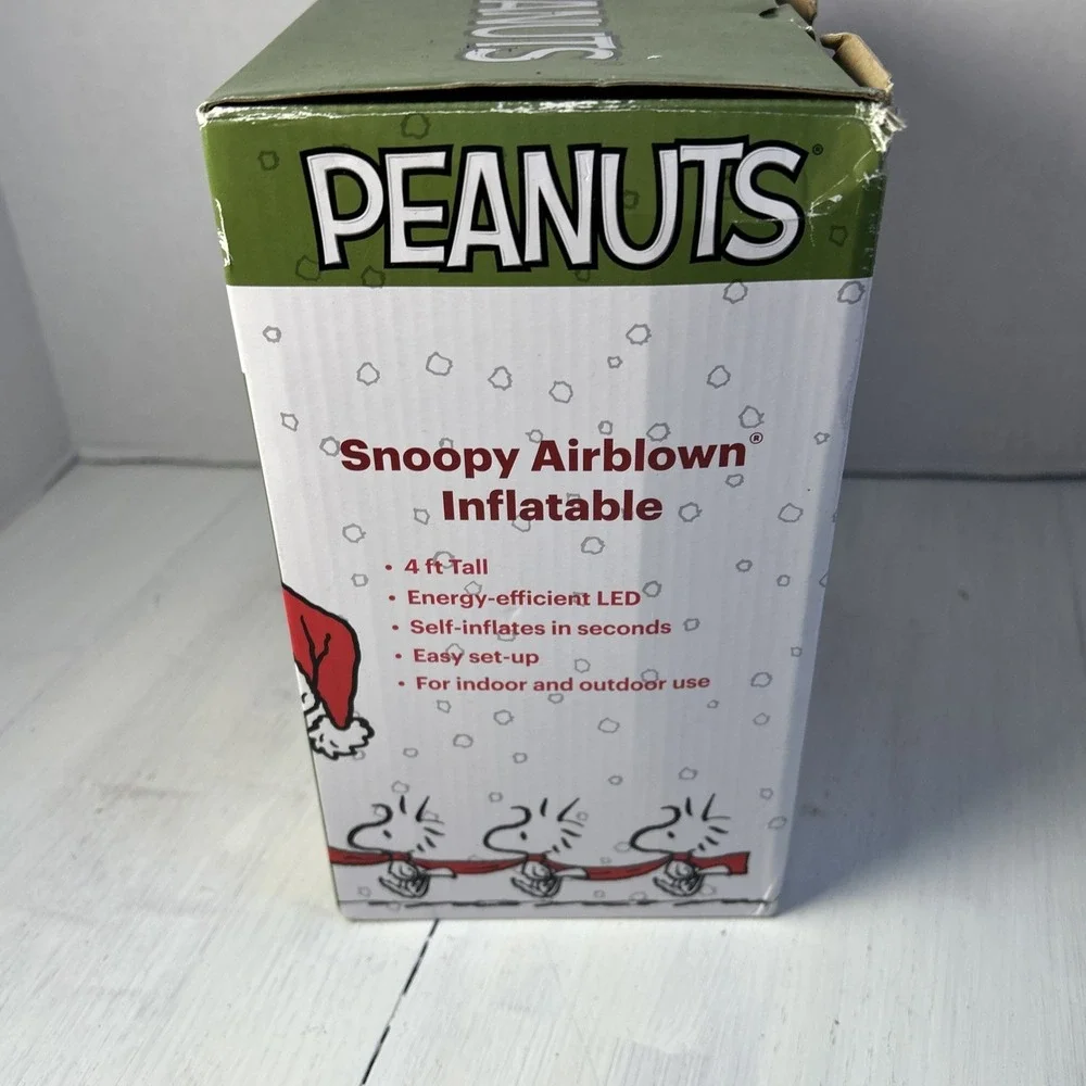 Gemmy 4' Airblown Lighted Peanuts Snoopy Christmas Inflatable 1257‎